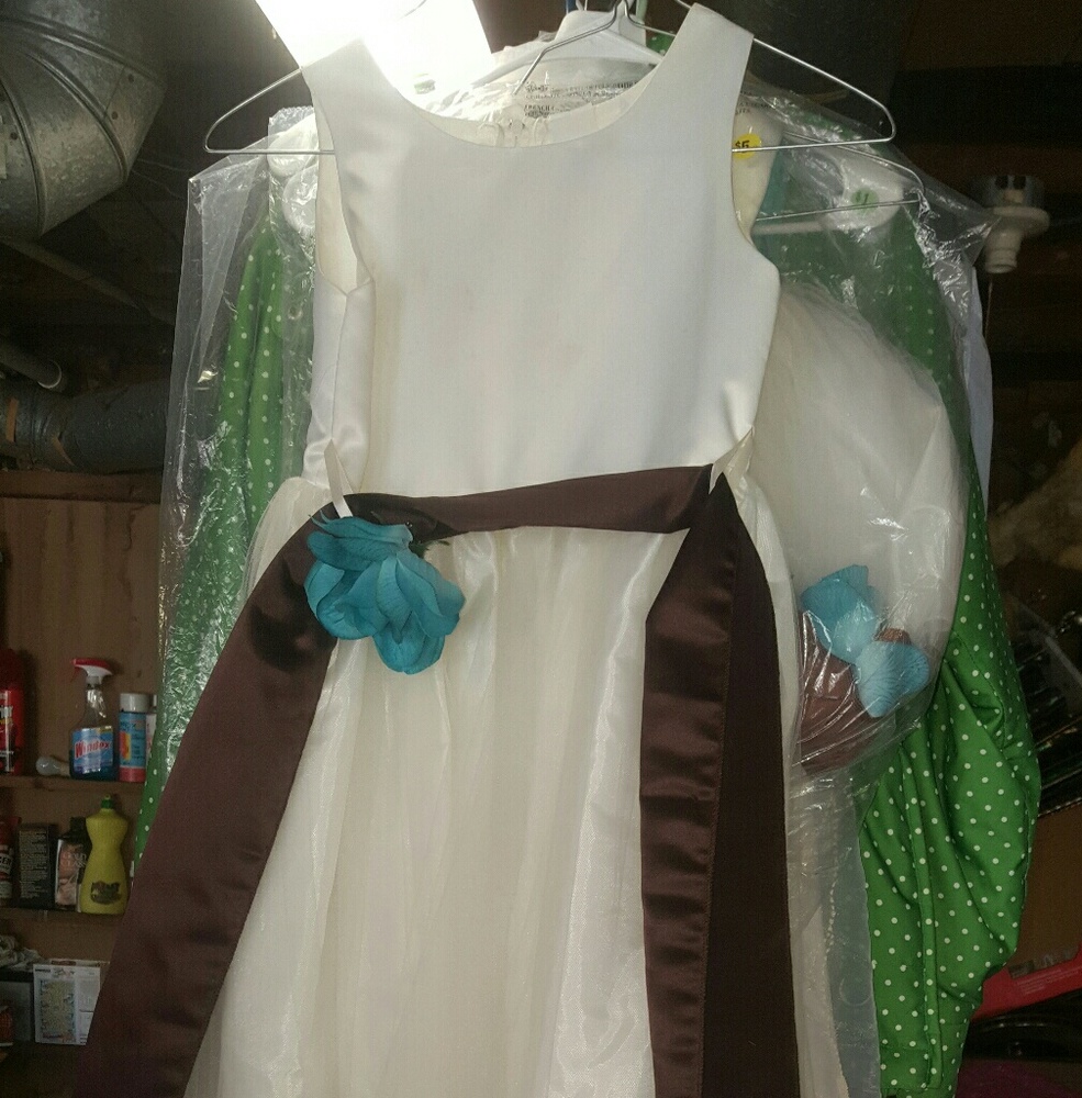 Size 6 flower girl dress